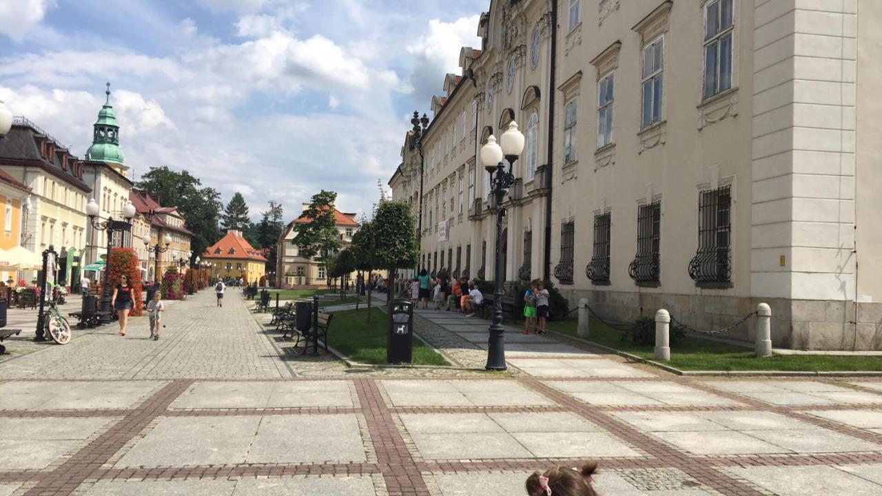 Bibi Apartament Jelenia Gora Exterior photo